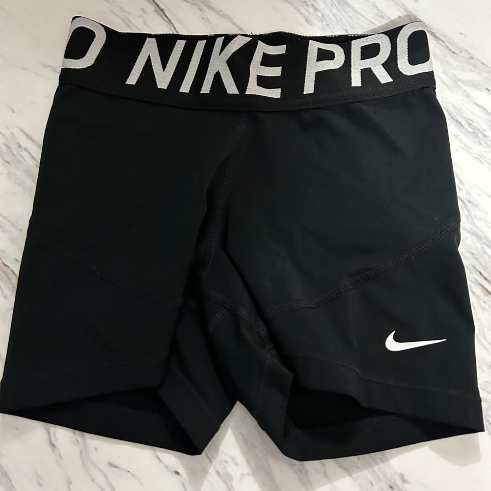 Women’s Nike spandex